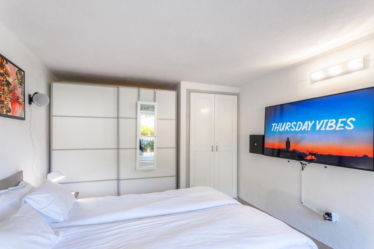 Ivica Apartment ฮวาร์ ภายนอก รูปภาพ